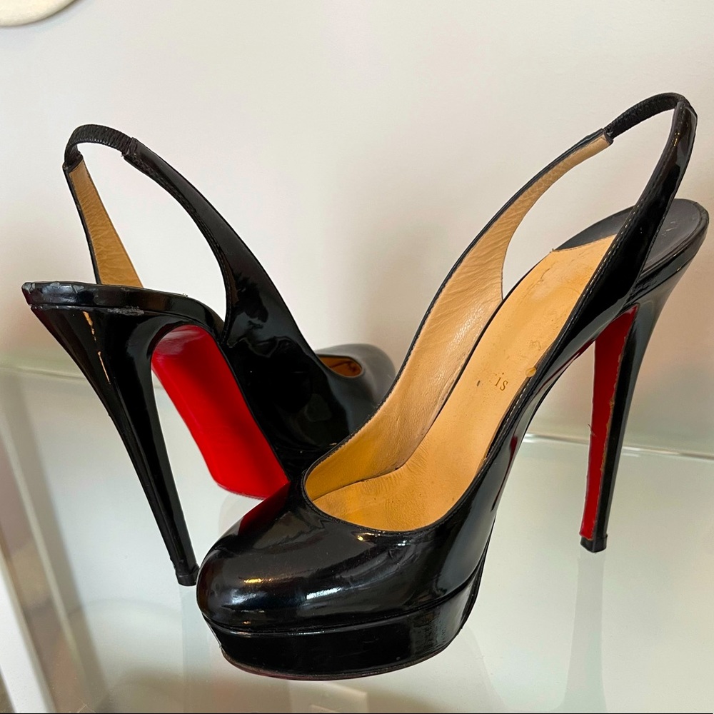 Christian Louboutin 38